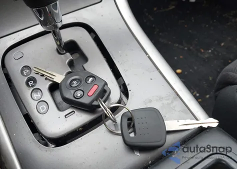 2009 Subaru Legacy 2.5I z USA, uszkodzony, nr VIN 4S3BL616097236738